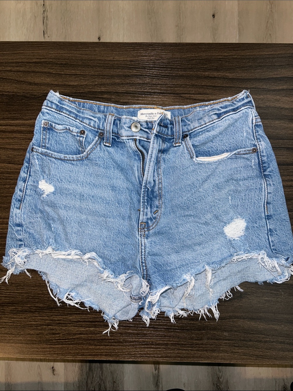 Abercrombie & Fitch Curve Love High Rise Mom Short
